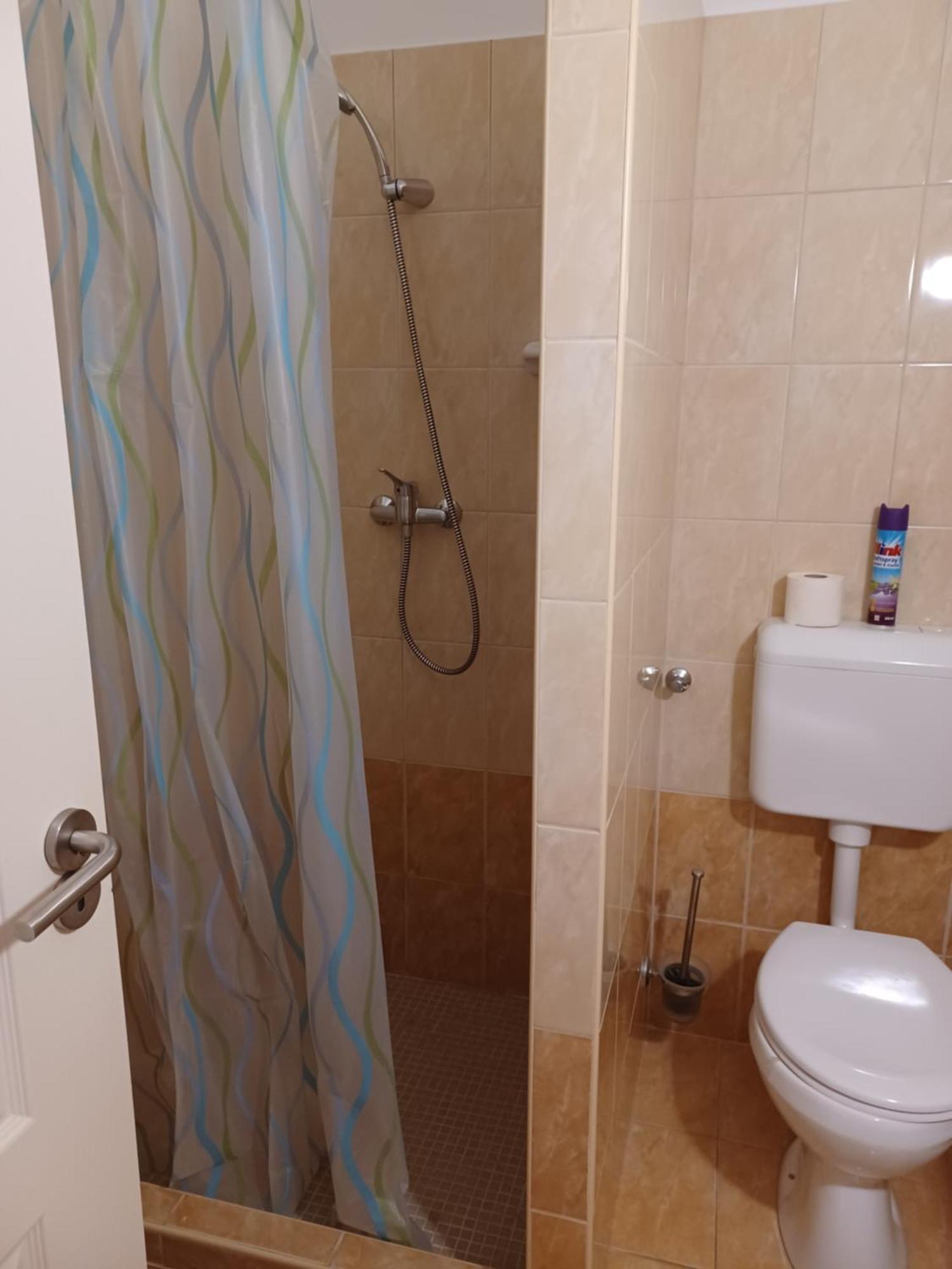 Andrea Apartmanhaz Balatongyorok Luaran gambar