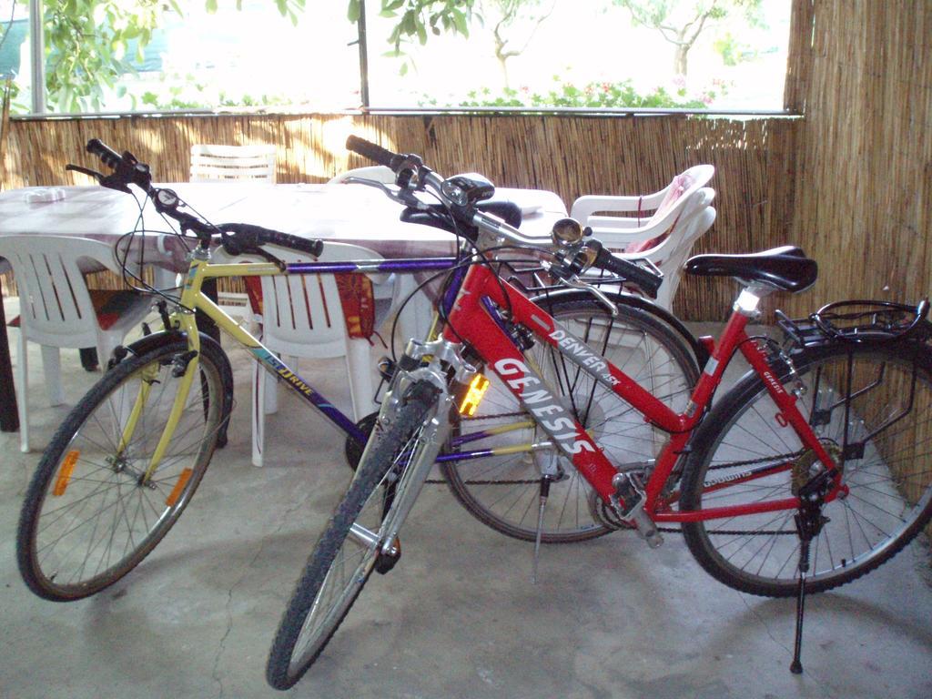Andrea Apartmanhaz Balatongyorok Luaran gambar