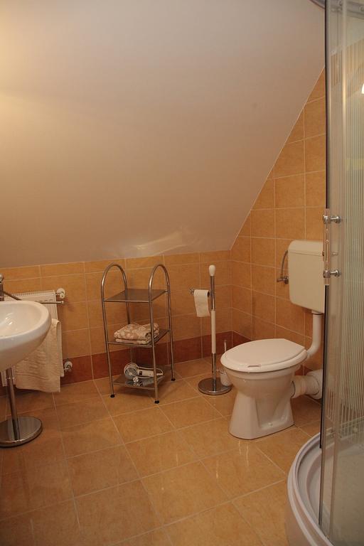 Andrea Apartmanhaz Balatongyorok Luaran gambar